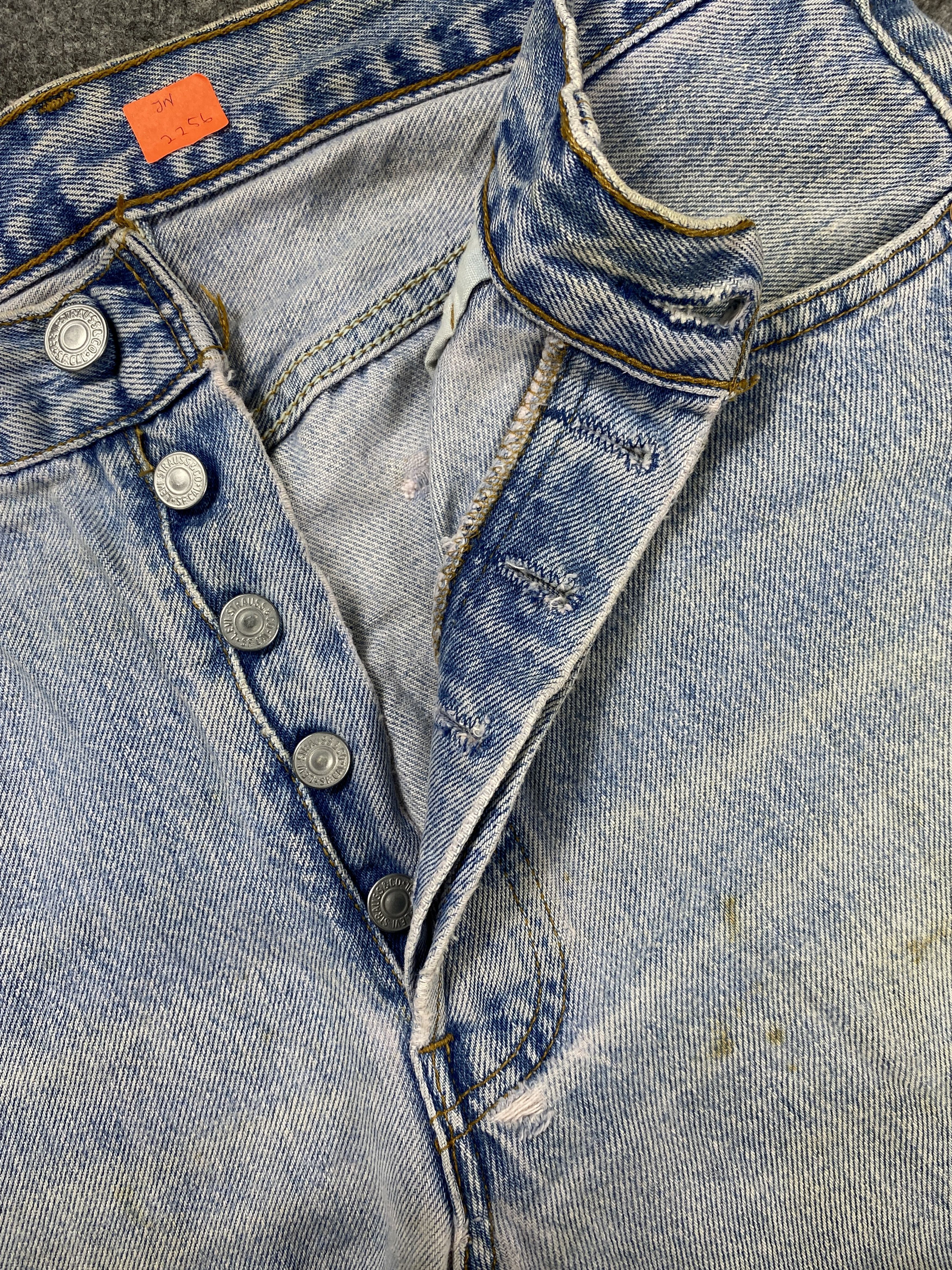 Levi's Light Wash Vintage Levi's 501 Jeans 30x31.5 Denim JN2256 Size US 30 / EU 46 - 6 Thumbnail