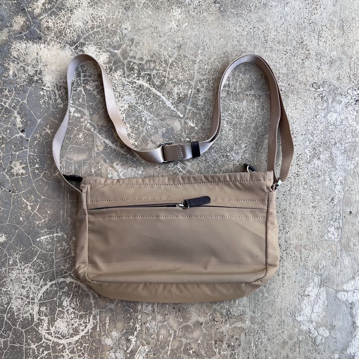 Yohji Yamamoto Y’saccs Yohji Yamamoto Taffeta Shoulder Bag Size ONE SIZE - 4 Thumbnail