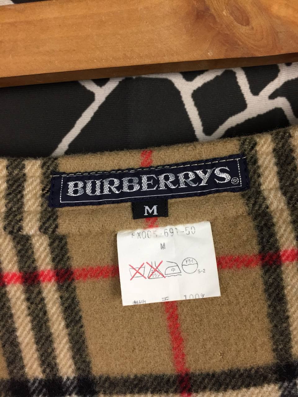 Burberry Vtg Burberry Nova Check Wool Blend Wrap Skirt Size M Size 24" / US 00 / IT 34 - 23 Thumbnail