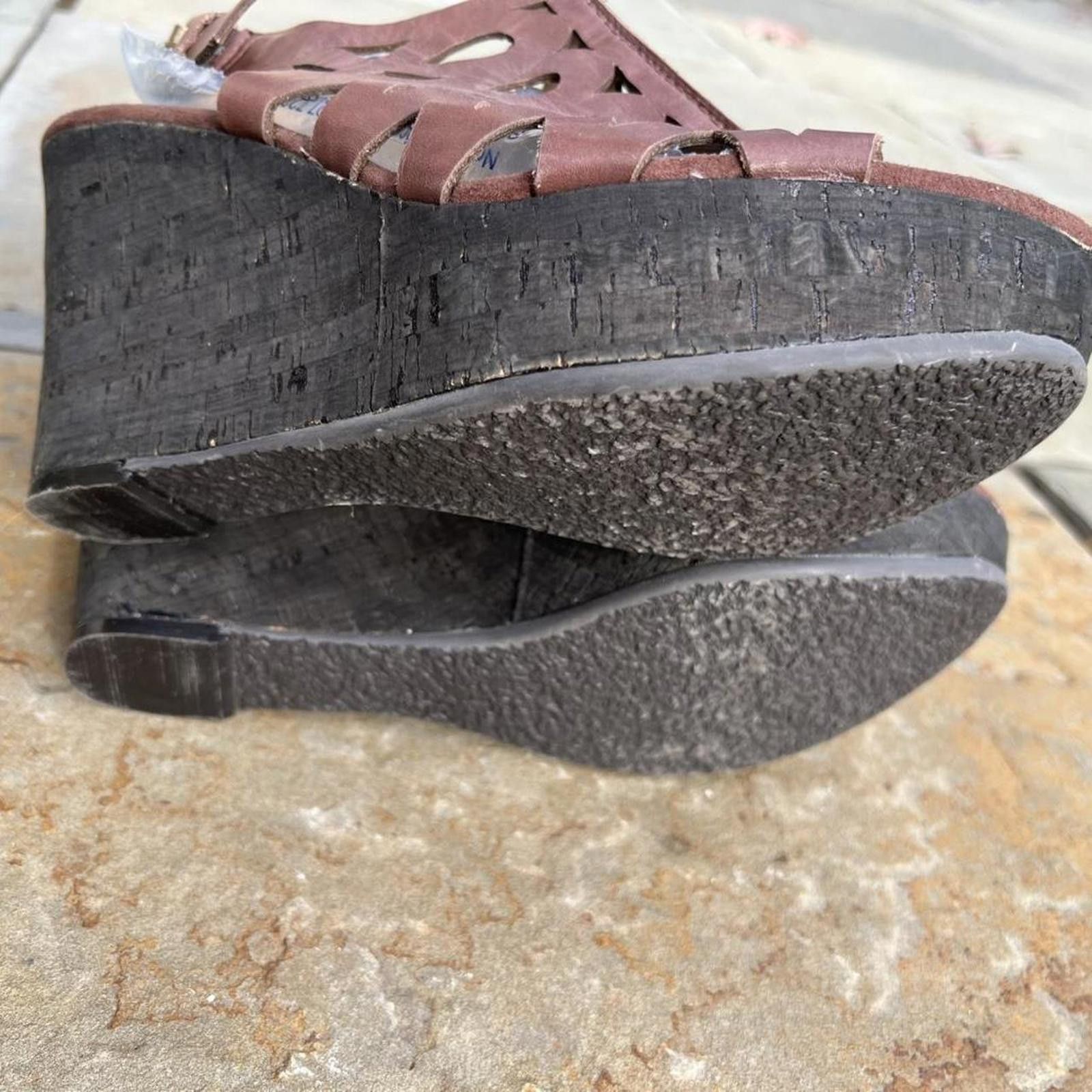 Nine West Dark Brown Leather Sandal Wedge High Heels Size US 7.5 / IT 37.5 - 7 Thumbnail