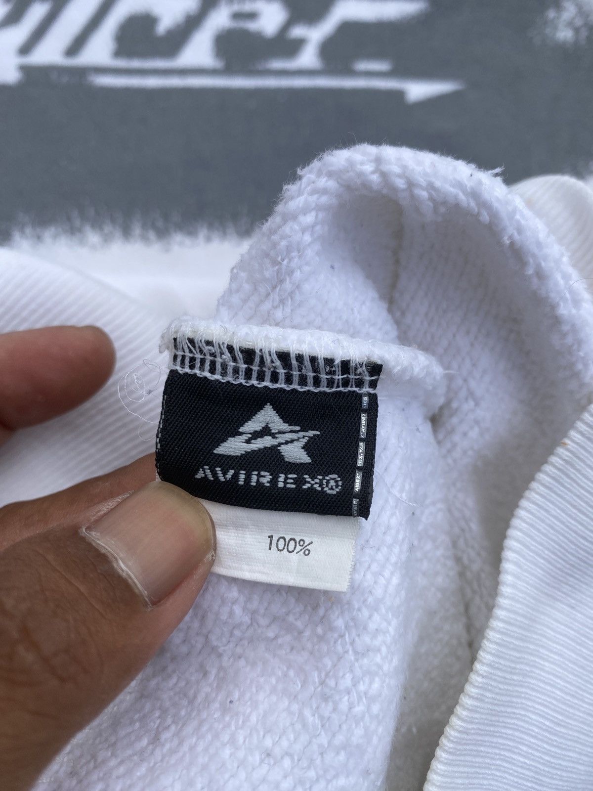 Avirex Rare Vintage 90s Avirex Sweatshirt Size US L / EU 52-54 / 3 - 14 Thumbnail