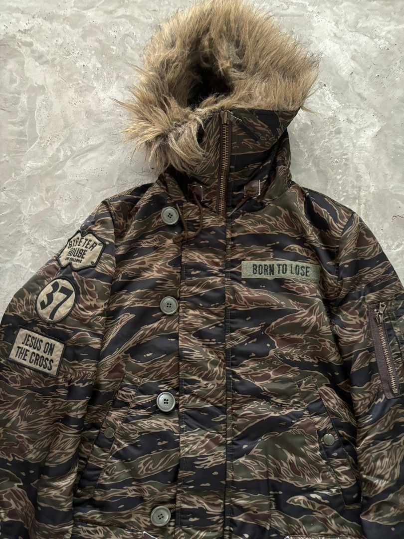 Hysteric Glamour Hysteric glamour tiger stripe fur jacket Size US L / EU 52-54 / 3 - 2 Thumbnail