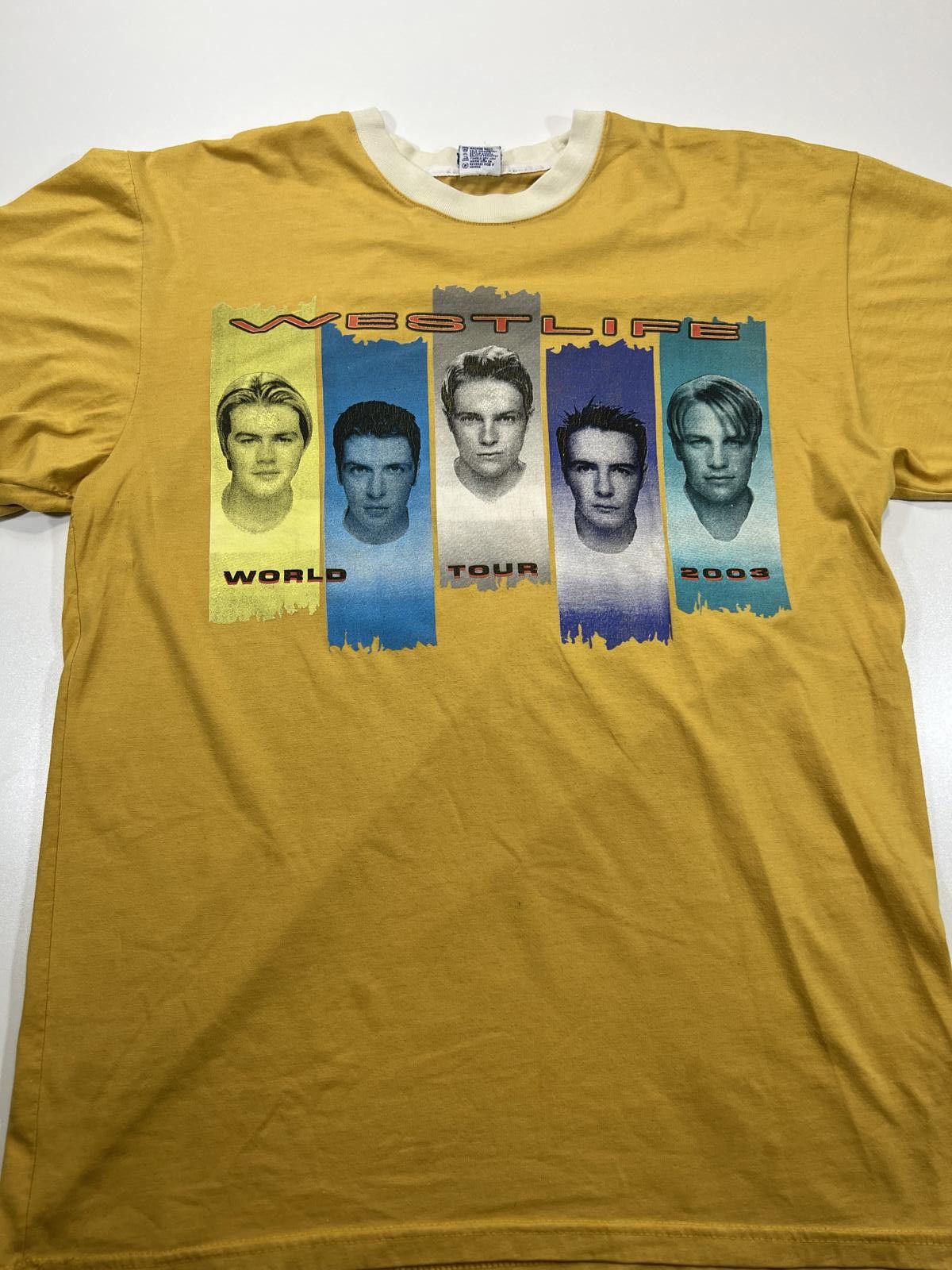 Other Westlife 2003 World Tour Vintage Yellow Graphic T-Shirt Size ONE SIZE - 1 Thumbnail