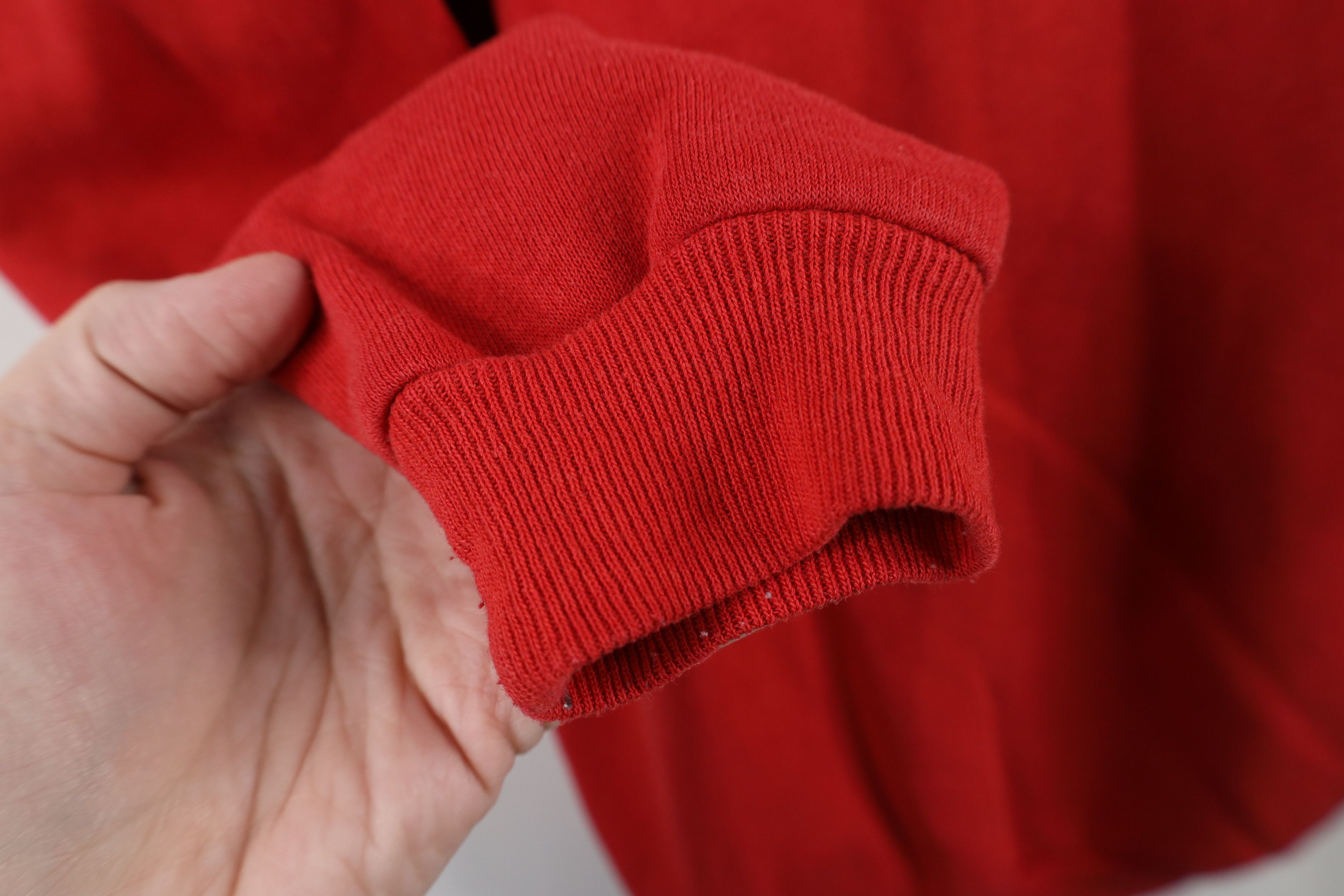 Vintage Vintage 70s Streetwear Distressed V-Neck Sweatshirt Red USA Size US S / EU 44-46 / 1 - 5 Thumbnail