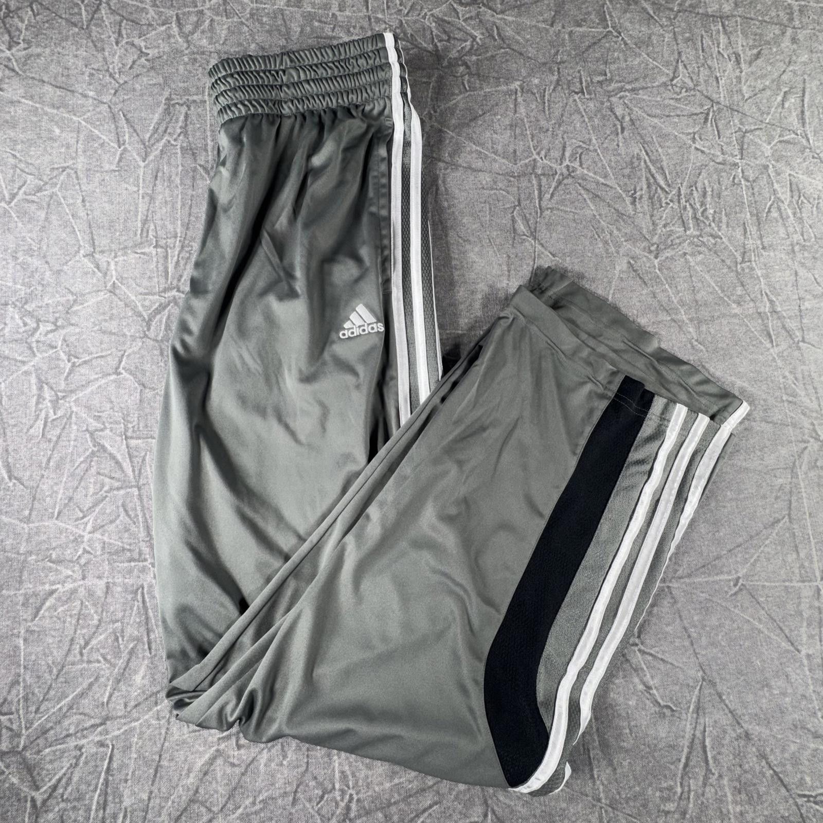 Adidas Adidas Pants Men's M Grey White Track Size US 32 / EU 48 - 1 Thumbnail