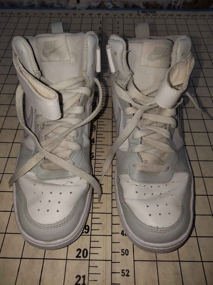 Nike Men's Nike Court Borough Mid 2 High Top Sneakers Size 7 Size US 7 / EU 40 - 6 Thumbnail