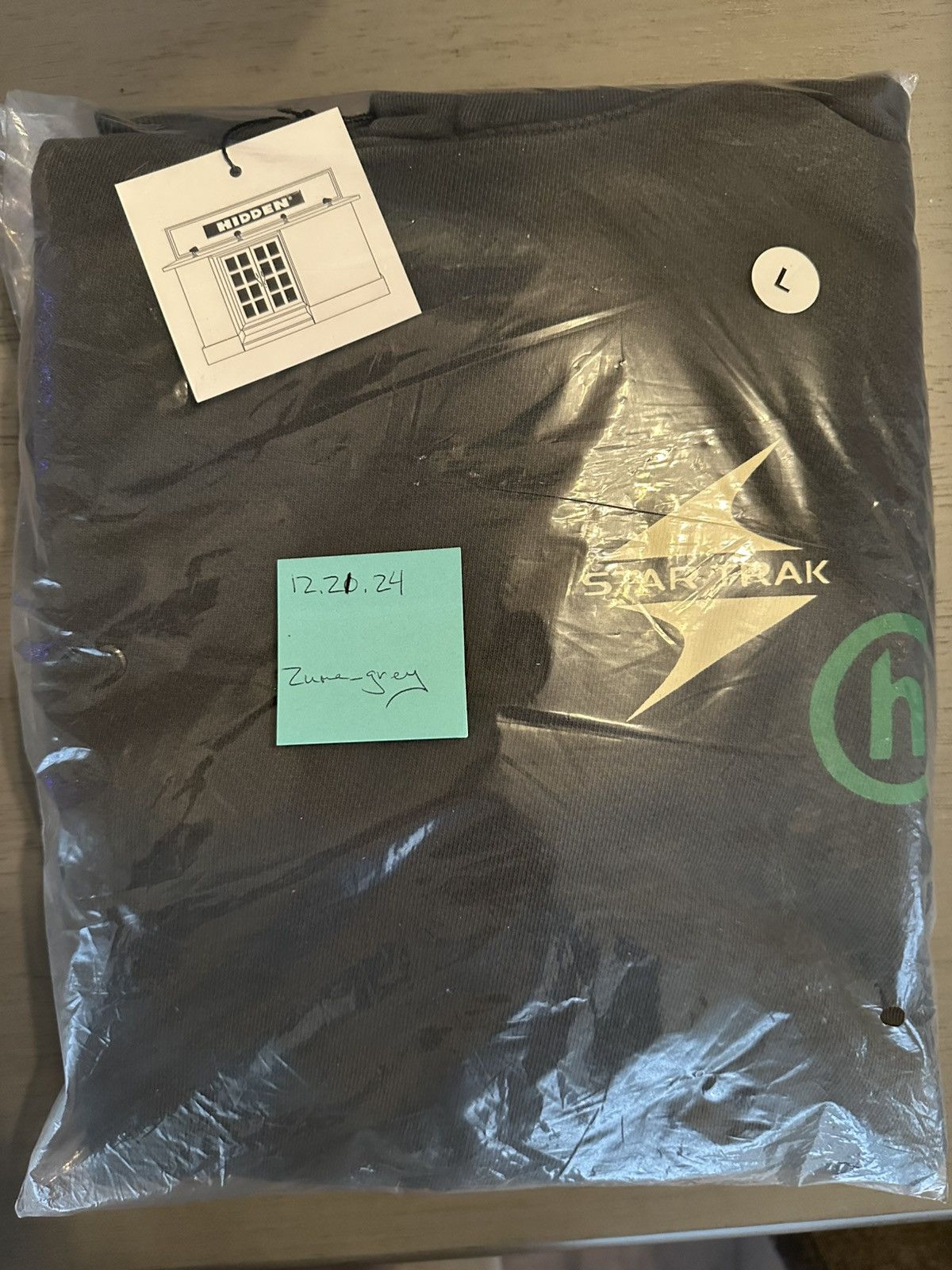 HIDDEN Hidden NY Star Trak Spaceman Hoodie Size US L / EU 52-54 / 3 - 4 Thumbnail