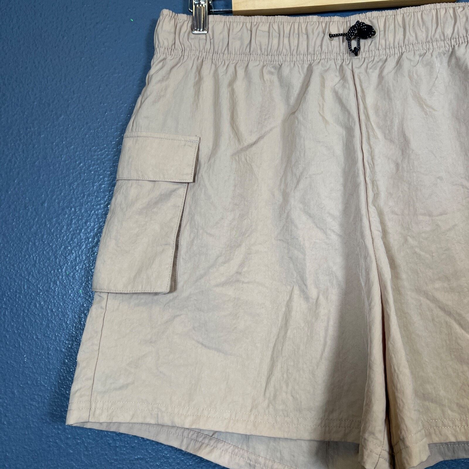 Nike Nike L men’s cargo shorts beige modern outdoor hiking gym Size US 32 / EU 48 - 3 Thumbnail