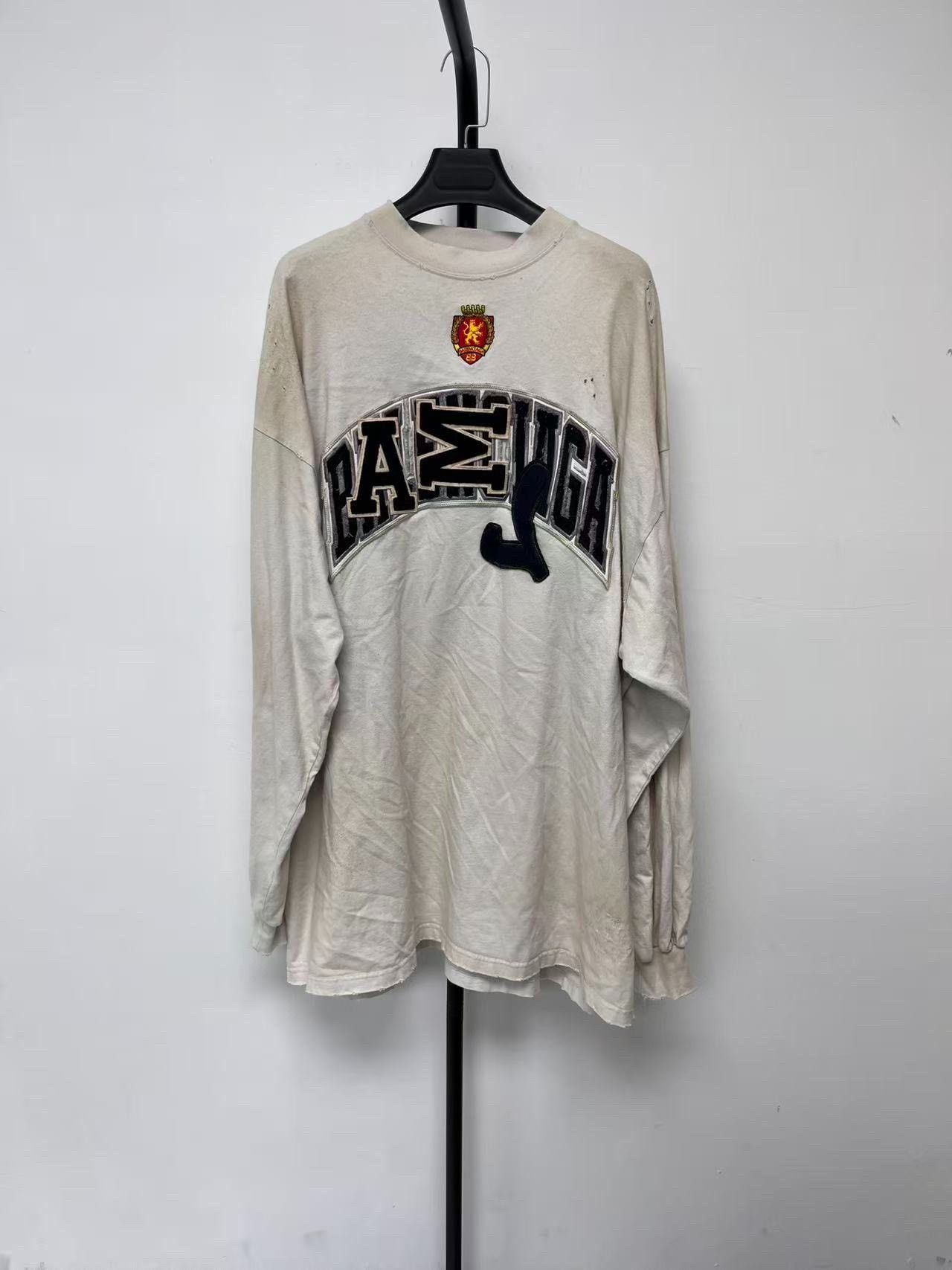 Balenciaga Balenciaga Men's Crewneck Printed Long-sleeve T-shirt Size US L / EU 52-54 / 3 - 1 Thumbnail