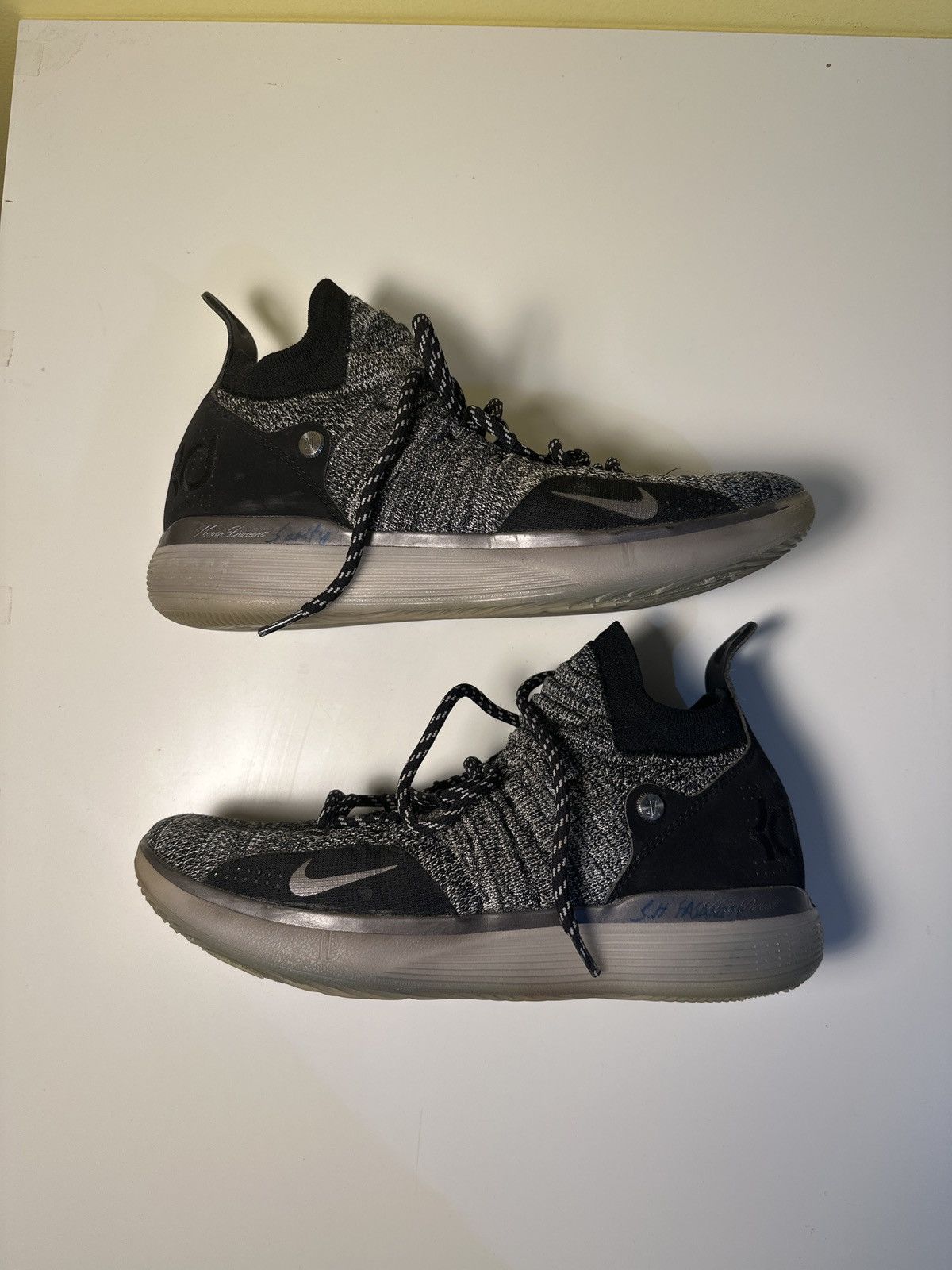Nike Nike Kd 11 Still Kd Size US 9.5 / EU 42-43 - 2 Thumbnail