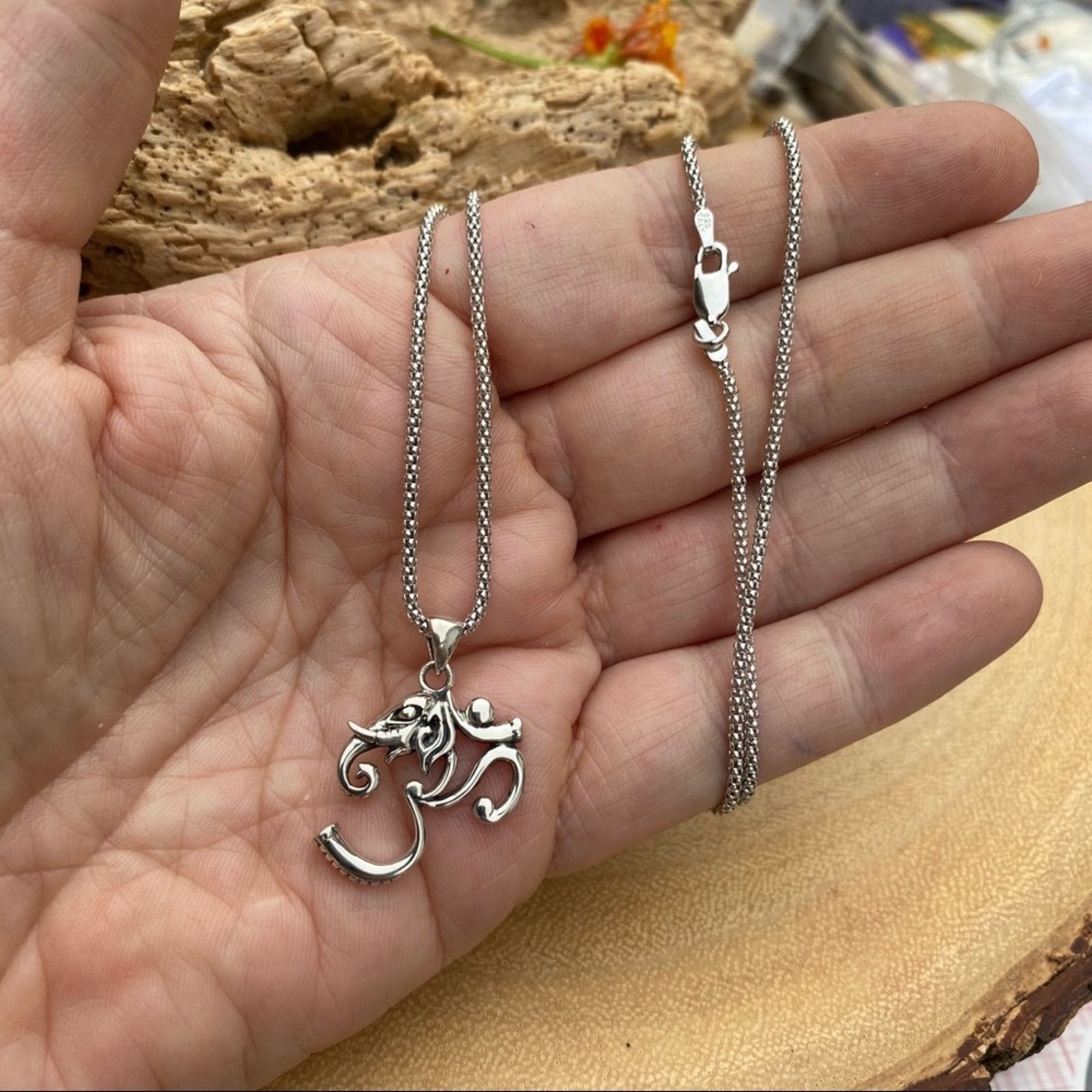 The Unbranded Brand Sterling silver Om Elephant necklace Size ONE SIZE - 6 Thumbnail