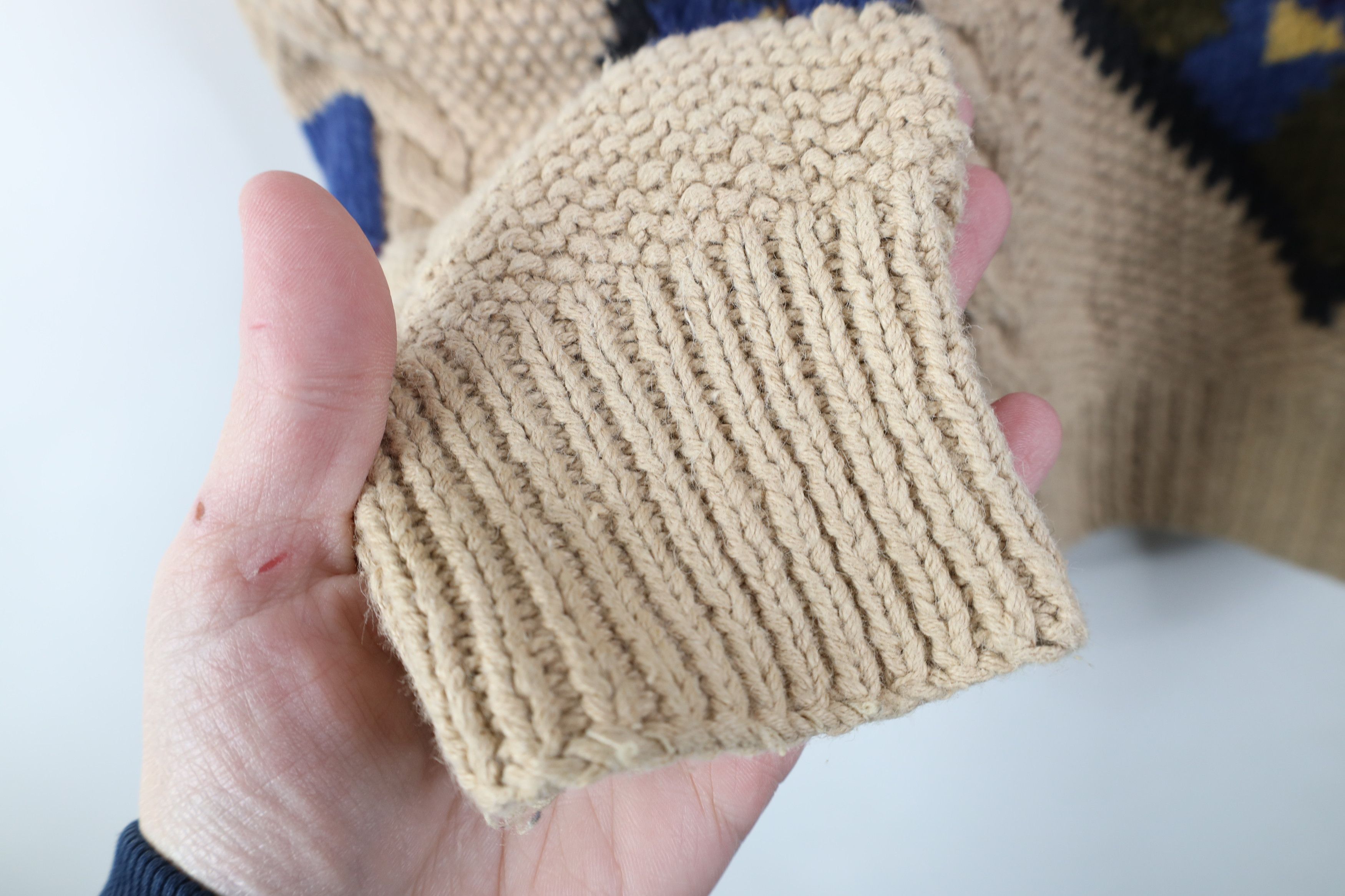 Vintage Vintage 90s Streetwear Southwestern Cable Knit Sweater Size US S / EU 44-46 / 1 - 8 Thumbnail
