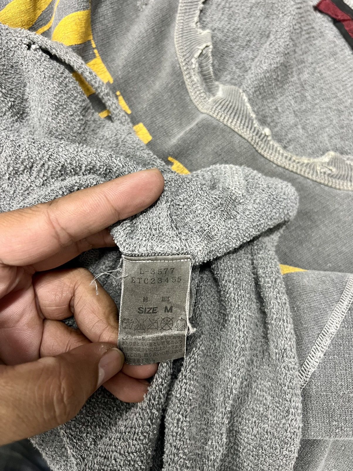 Japanese Brand RNA INC VIVARNA GRUNGE RIPPED LONGSLEEVE SWEAT Size US M / EU 48-50 / 2 - 10 Thumbnail