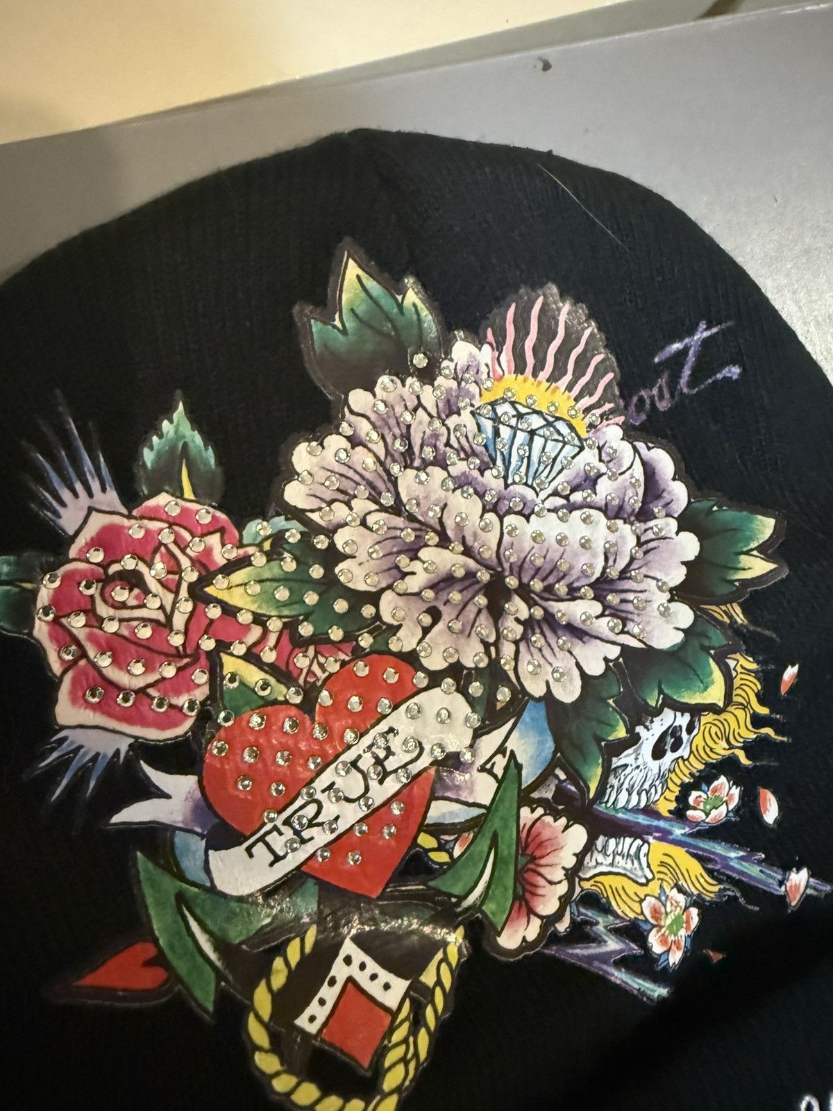 Ed Hardy Ed Hardy Love Kills Slowly Black&Mlticolor Rhinestone Beanie Size ONE SIZE - 4 Thumbnail