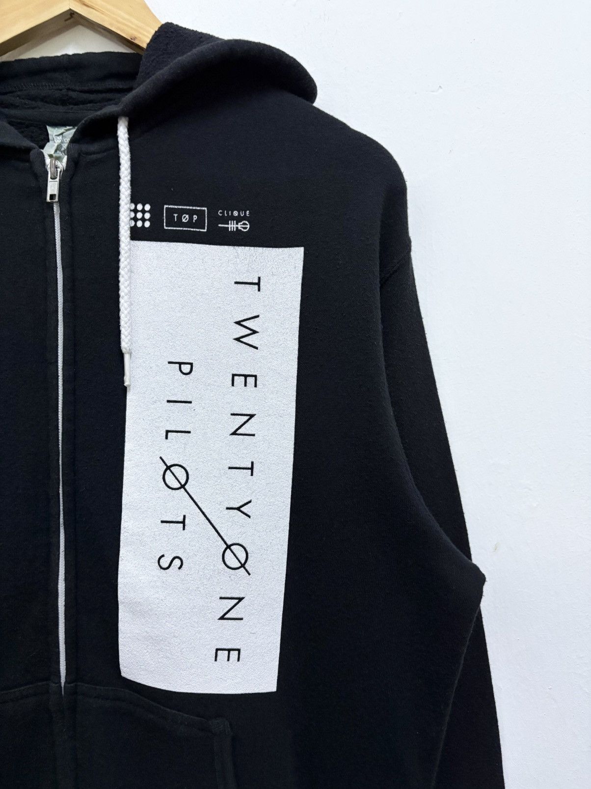 Band Tees 2000's Twenty One Pilots - Album Blurry Face Hoodie Zipper Size US M / EU 48-50 / 2 - 5 Thumbnail