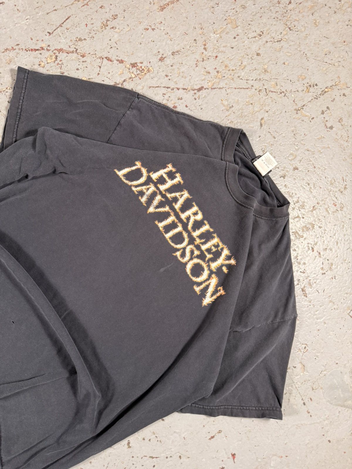 Harley Davidson Insane Sun Faded Distressed Flaming Harley Davidson Tee Size US XXL / EU 58 / 5 - 6 Thumbnail