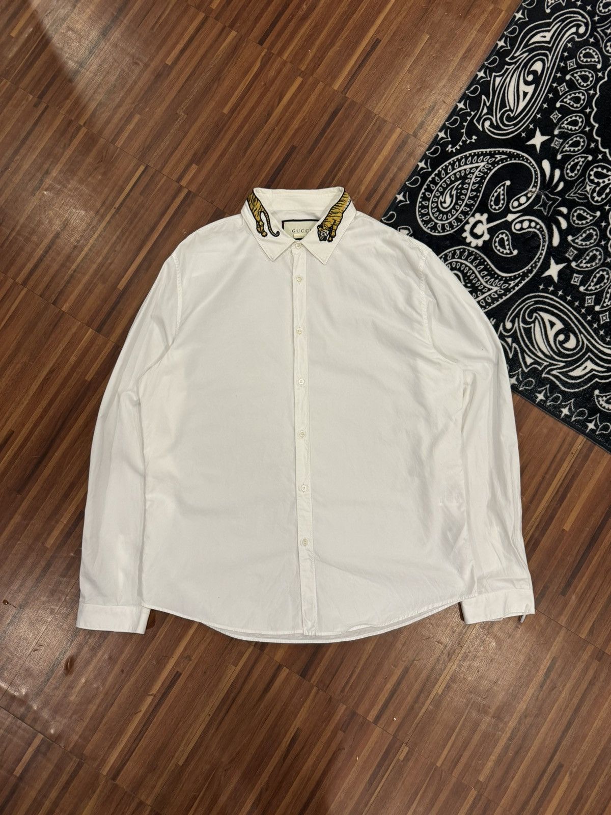 Gucci Gucci White Embroidered Tiger Collar Duke Shirt Size US M / EU 48-50 / 2 - 2 Thumbnail
