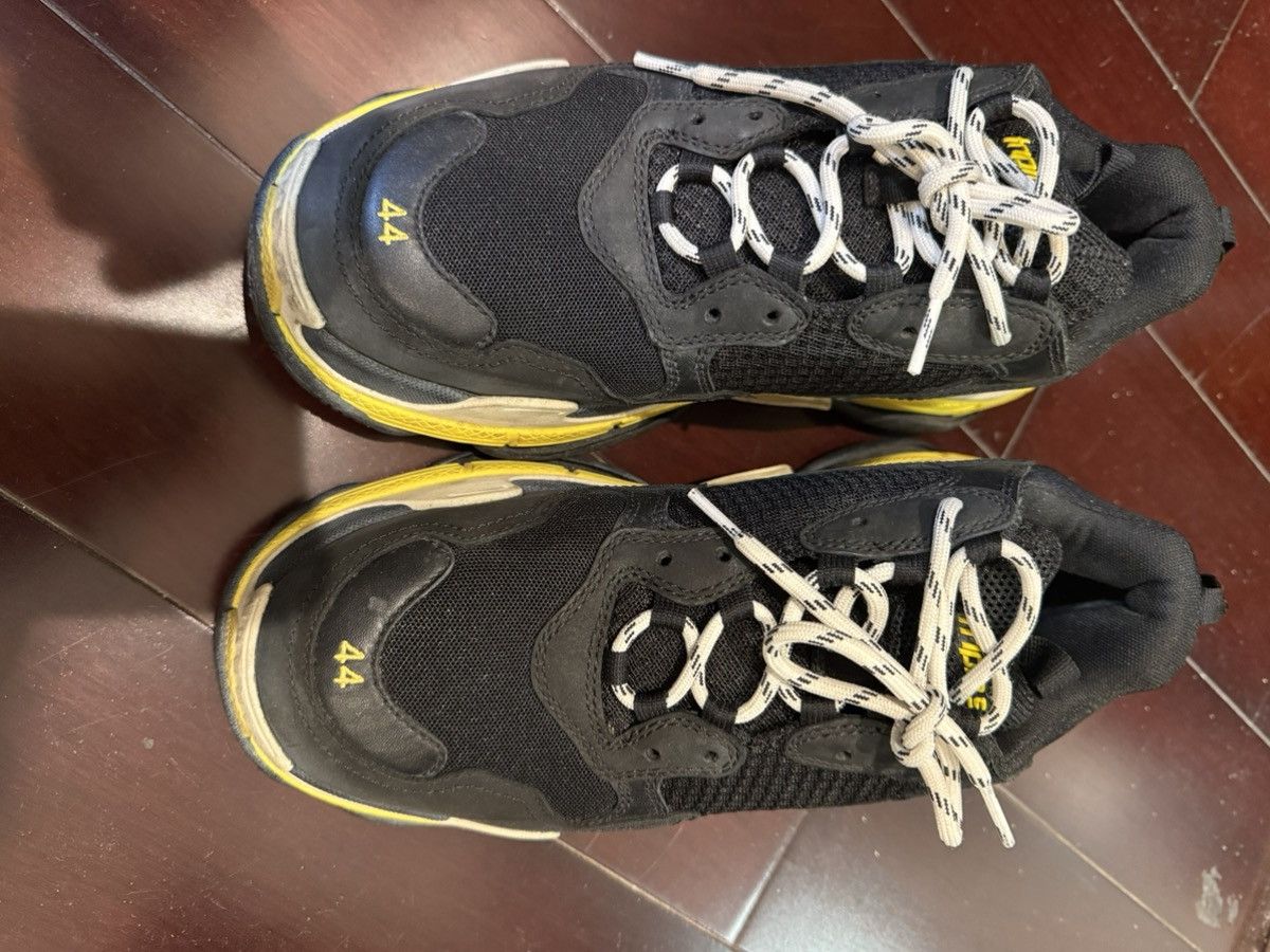 Balenciaga Balenciaga triple s black and yellow Size US 11 / EU 44 - 1 Thumbnail