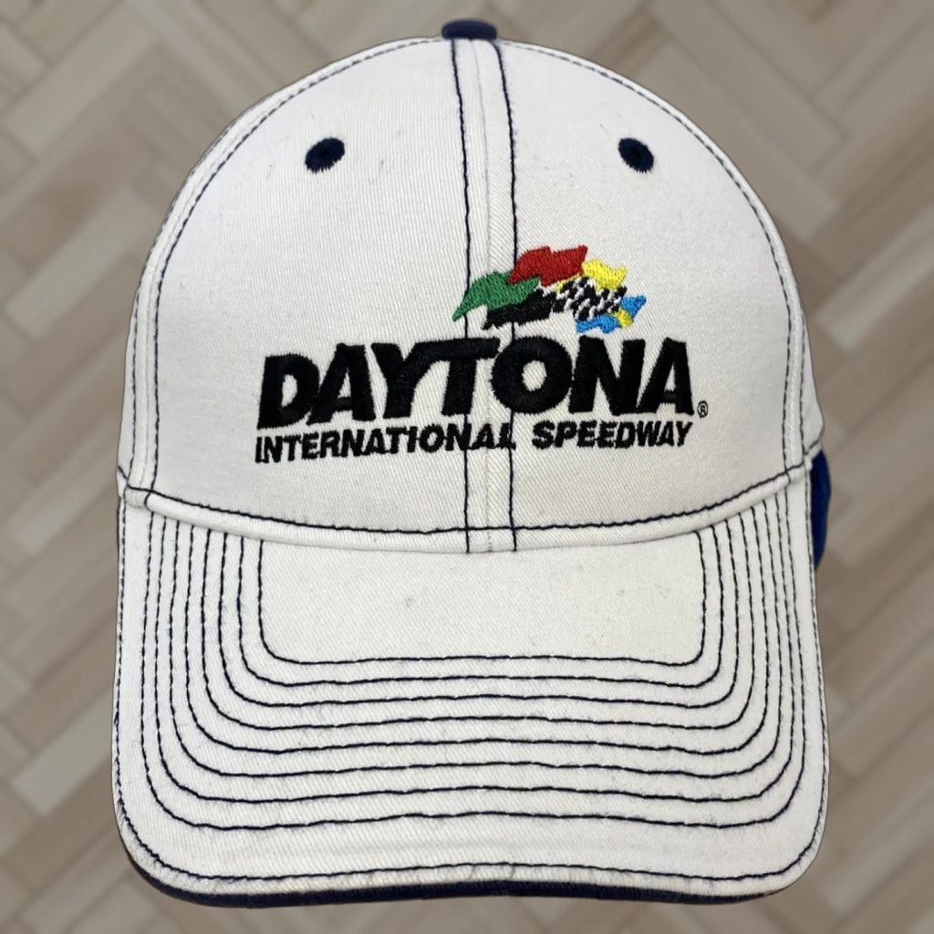 Vintage VINTAGE Daytona International Speedway Worlds First Adjustable Men's Hat / H95 Size ONE SIZE - 1 Thumbnail