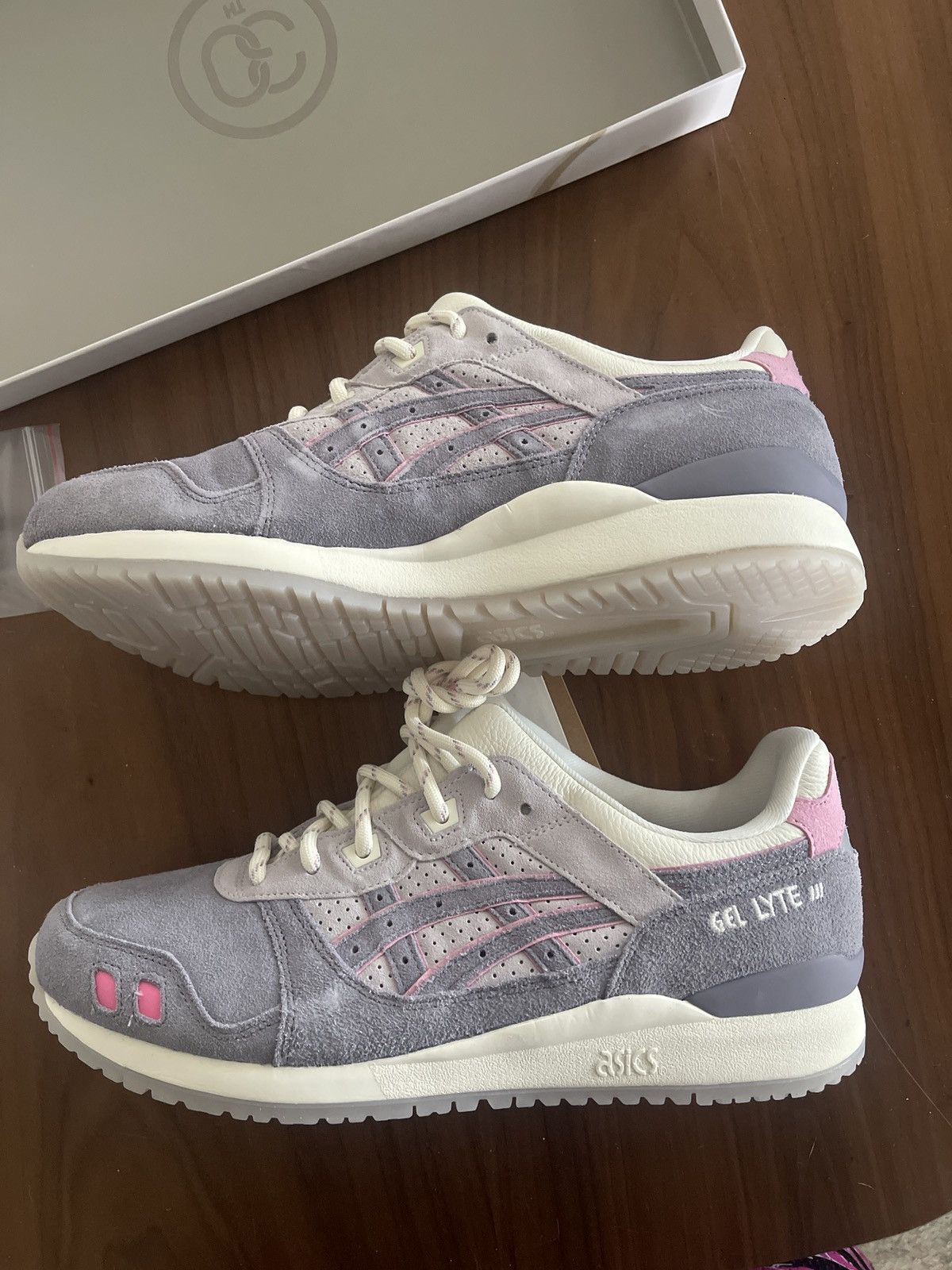 Asics × END. END x ASICS Gel-Lyte III Pearl Size US 11 / EU 44 - 3 Thumbnail