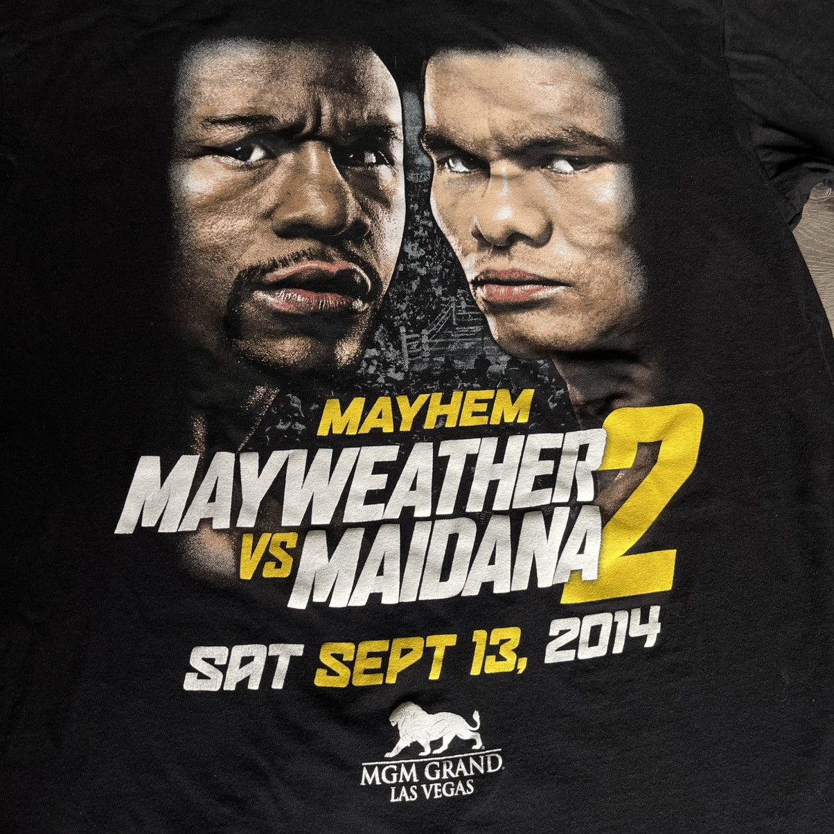 Vintage Vintage Floyd Mayweather vs Marcos Maidana Boxing Fight Tee Size US L / EU 52-54 / 3 - 4 Thumbnail