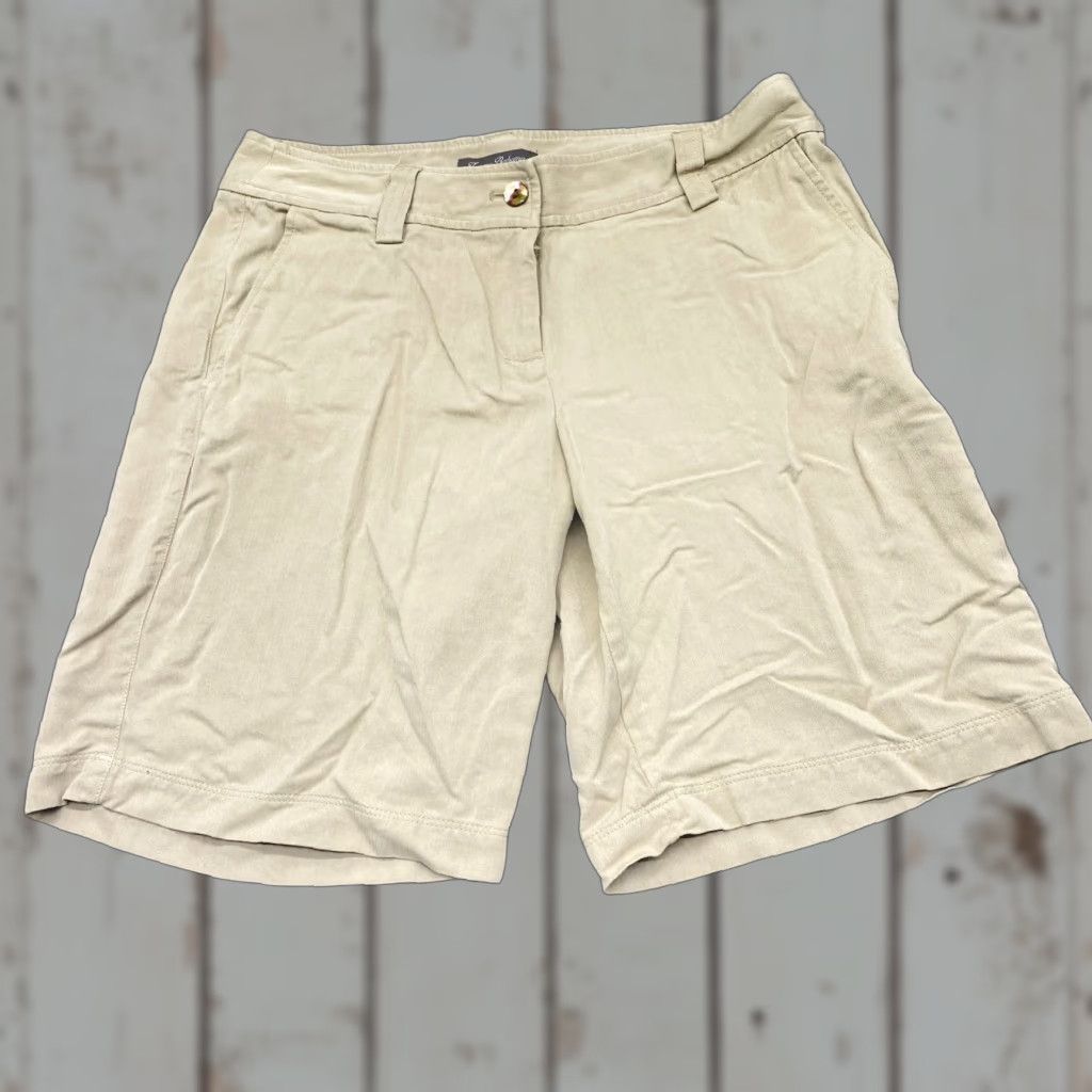 Tommy Bahama Tommy Bahama Silk Shorts Women Size 2 Beige 100% Silk Beach, Golf, Walking Chino Flat Front Button Front Women Mens Girls Size 26" / US 2 / IT 38 - 1 Thumbnail