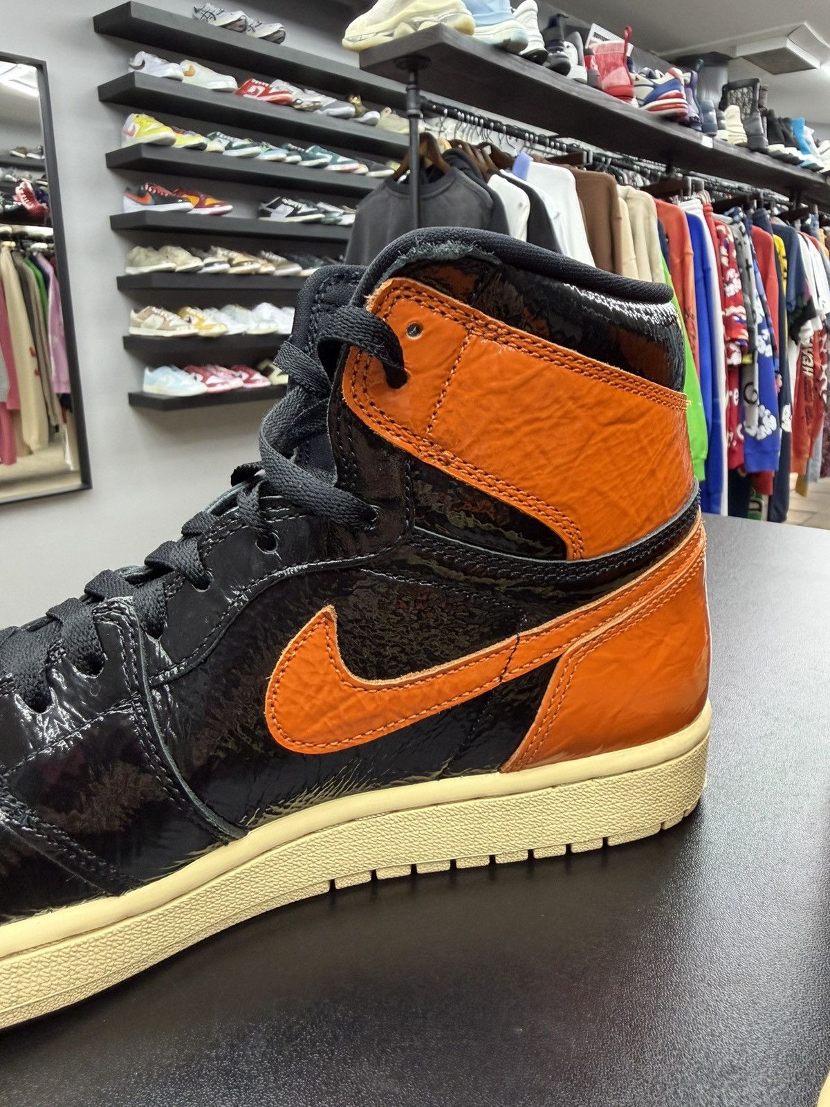 Jordan Brand Size 10 - Jordan 1 Retro High Shattered Backboard 3.0 Size US 10 / EU 43 - 6 Thumbnail