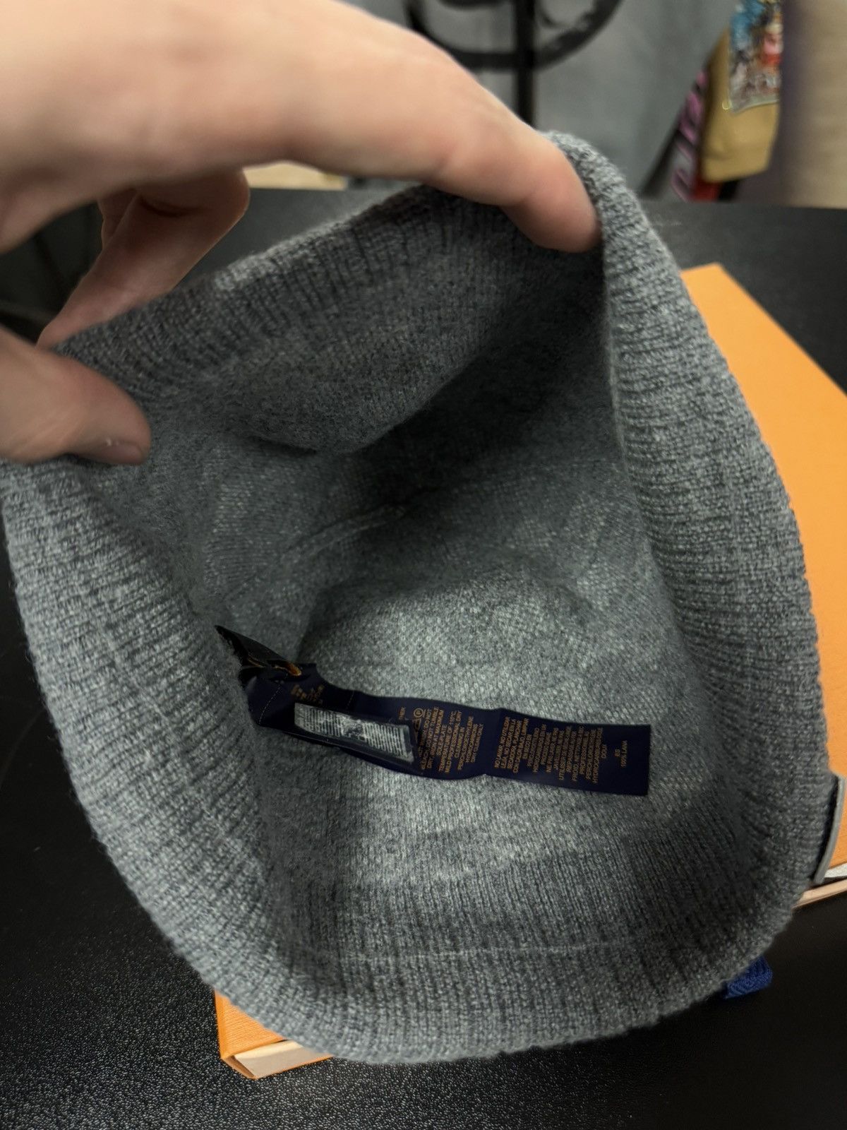 Louis Vuitton Louis Vuitton Grey Beanie Box + Reciept Size ONE SIZE - 13 Thumbnail