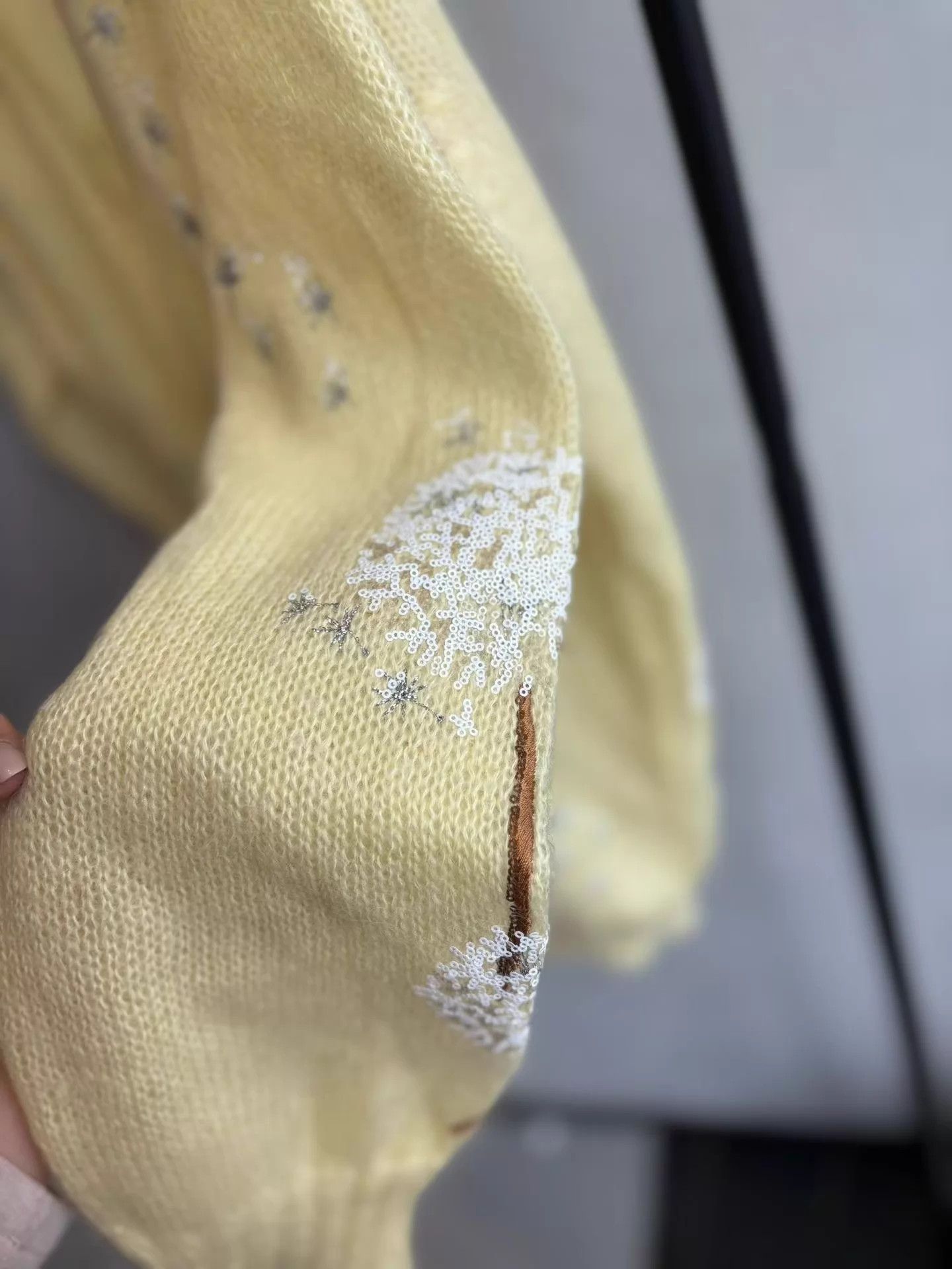 Miu Miu MIU MIU women's yellow 3D dandelion cardigan 36 deadstock Size XS / US 0-2 / IT 36-38 - 2 Thumbnail