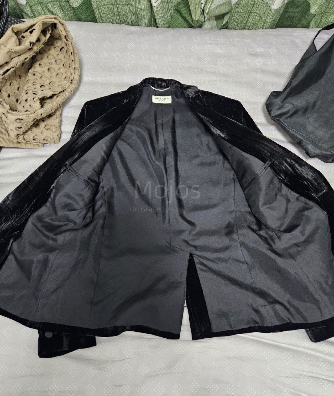 Saint Laurent Paris Sz 46 Saint Laurent Paris Velvet Jacket-2508 Size US S / EU 44-46 / 1 - 5 Thumbnail