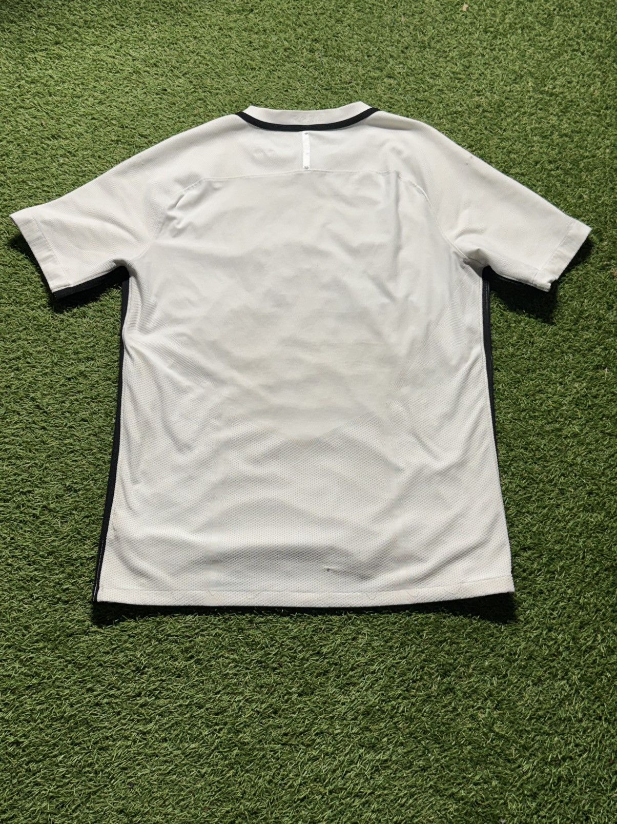 Nike PSG 16/17 3rd Jersey Men’s Size L Player Version Size US L / EU 52-54 / 3 - 4 Thumbnail