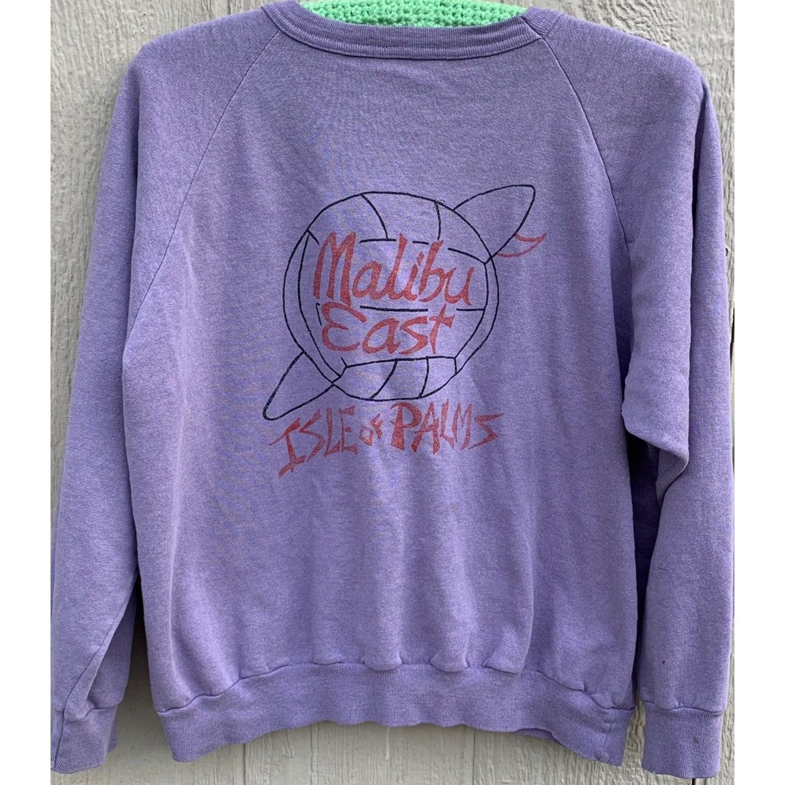 Vintage VINTAGE Malibu East Isle of Palms raglan sweatshirt volleyball surfboard sweater Size US M / EU 48-50 / 2 - 3 Thumbnail