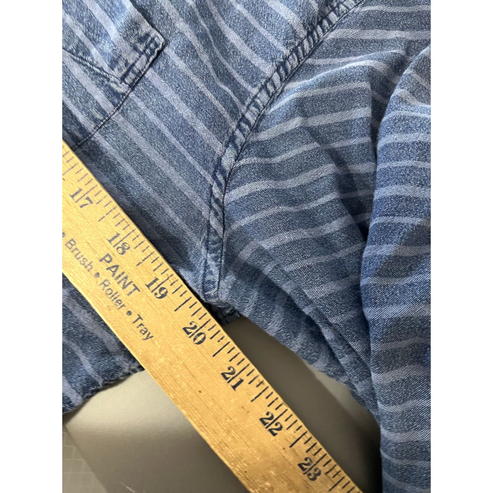 Gap Gap Button-Down Long Sleeve Shirt Blue Striped Medium Mens Cotton Blend Size US M / EU 48-50 / 2 - 5 Thumbnail