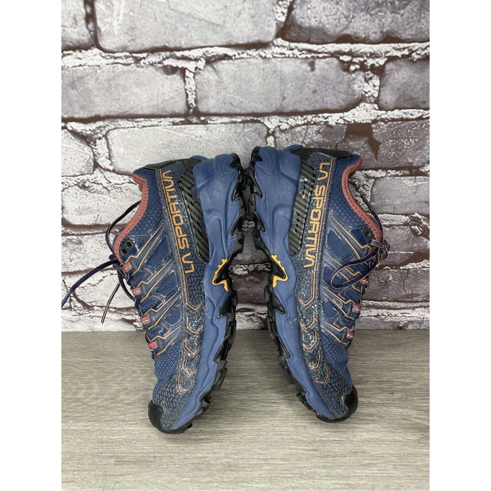 La Sportiva La Sportiva Ultra Raptor II Blue Mesh Trail Denim Rouge Hiki Size US 6 / IT 36 - 14 Thumbnail