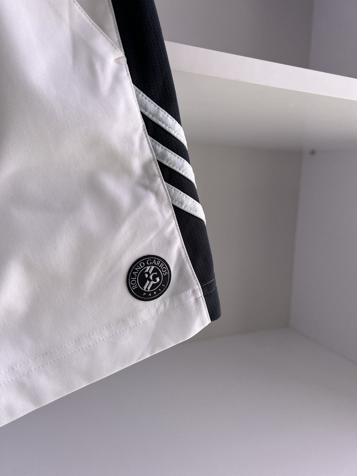 Adidas × Vintage Vintage Adidas Roland Garros Paris Shorts Size US 30 / EU 46 - 5 Thumbnail