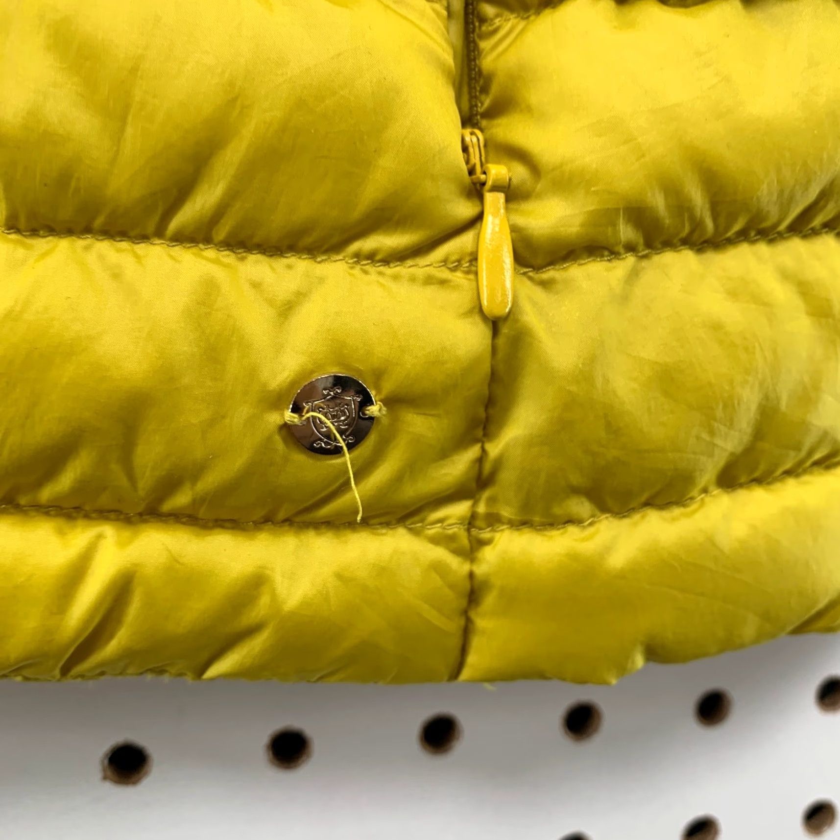 Massimo Dutti Massimo Dutti Down Puffer Vest Womens XS Yellow Hooded Sleeveless XS Vest Women Puffer Yellow Massimo Dutti Down Hooded Vest Ladies XS Yellow Size XS / US 0-2 / IT 36-38 - 7 Thumbnail