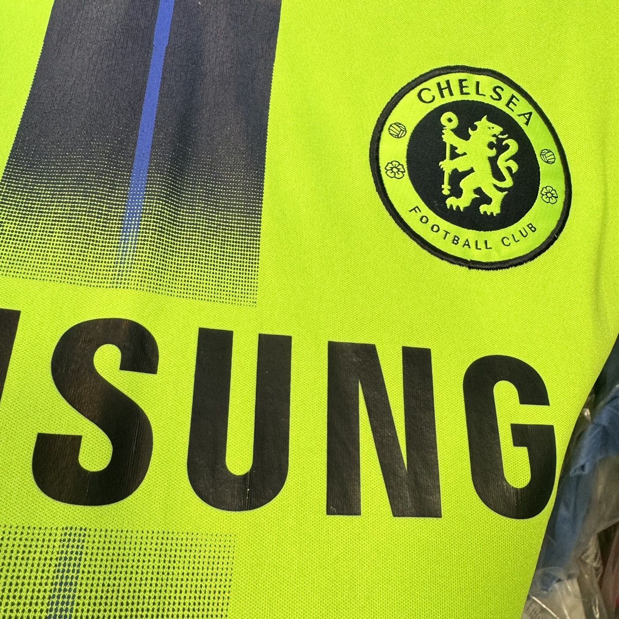 Adidas Chelsea 10/11 away shirt #26 Terry Size US L / EU 52-54 / 3 - 5 Thumbnail