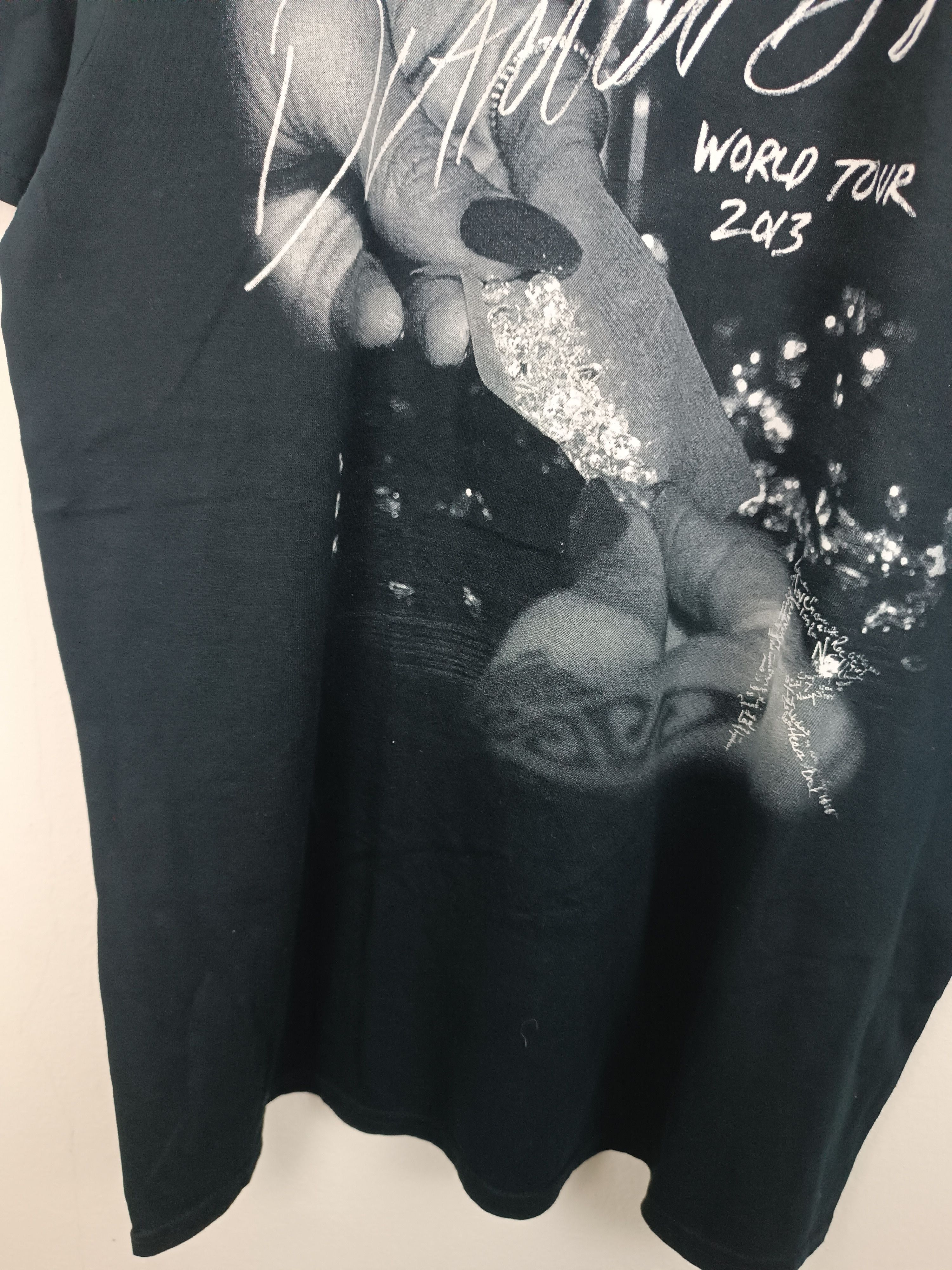 Rap Tees VINTAGE 2013 RIHANNA DIAMONDS WORLD TOUR TEE asap rocky Size US M / EU 48-50 / 2 - 6 Thumbnail