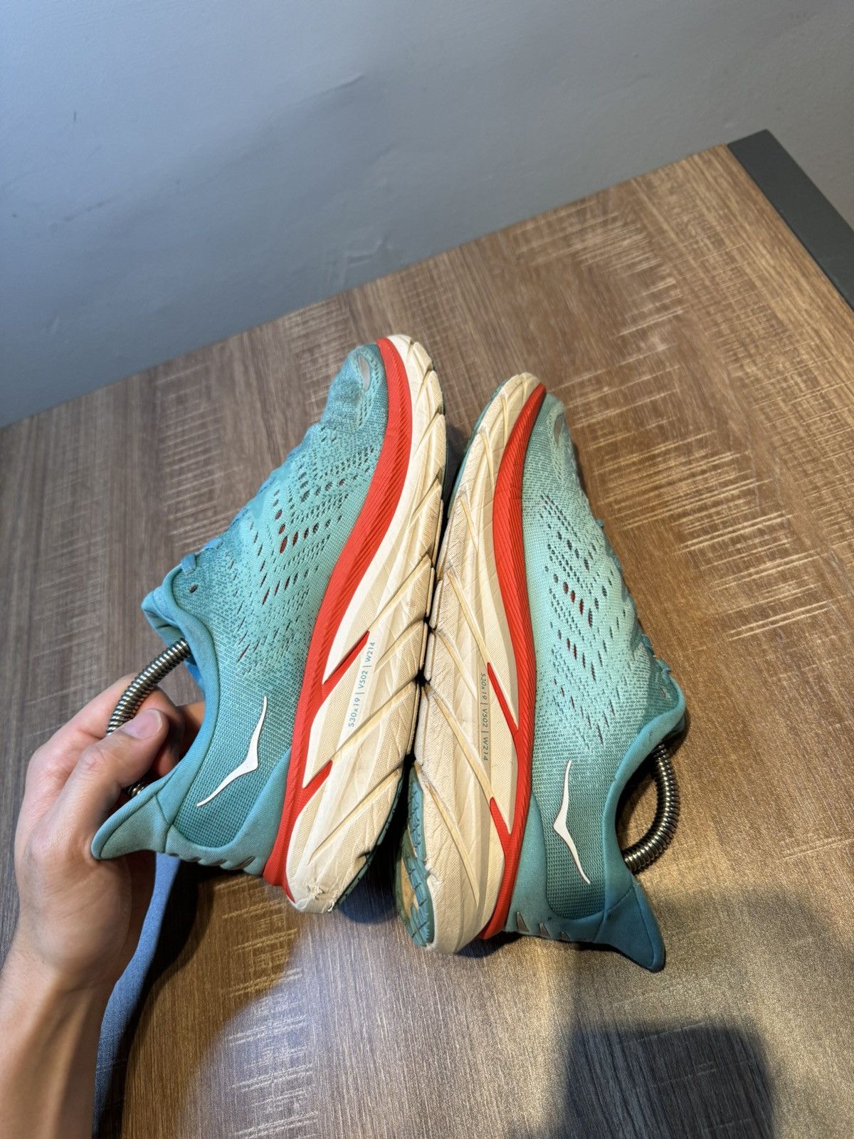 Hoka Hoka One One Clifton 8 AEBL Blue Running Gym Womens Size 8B Size US 8 / IT 38 - 5 Thumbnail