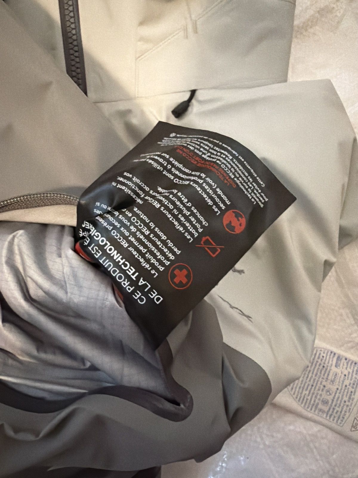 Arc'teryx Arc'teryx Beta AR Jacket Goretex Pro Men’s XXL Solitude Void Size US XXL / EU 58 / 5 - 13 Thumbnail