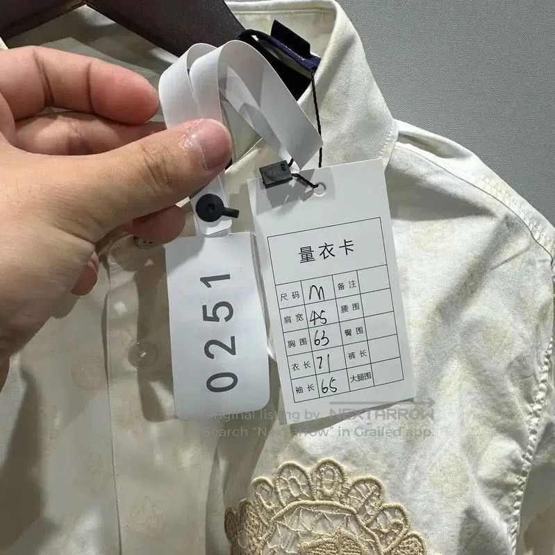 Louis Vuitton Louis Vuitton White Men's Shirt with Embroidered Design . Size US M / EU 48-50 / 2 - 5 Thumbnail