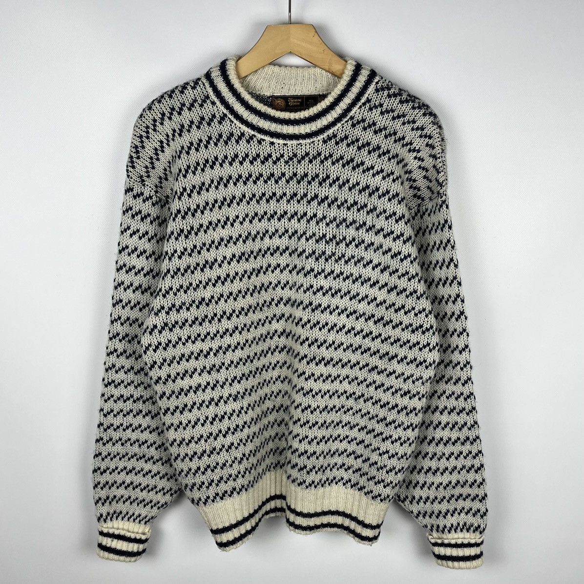 Vintage Dale of Norway style y2k wool knitted sweater 80’s