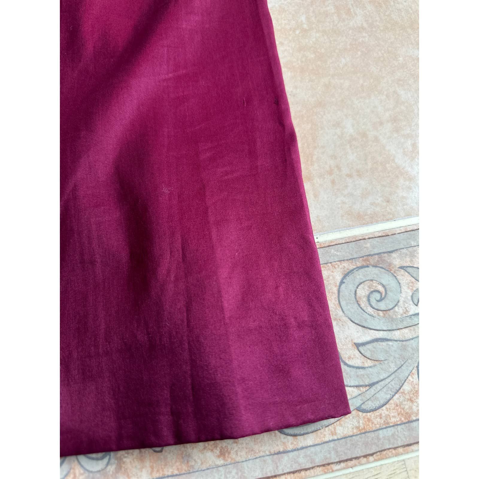 Ann Taylor Ann Taylor burgundy dress front pleats Dress size 6 Size M / US 6-8 / IT 42-44 - 2 Thumbnail