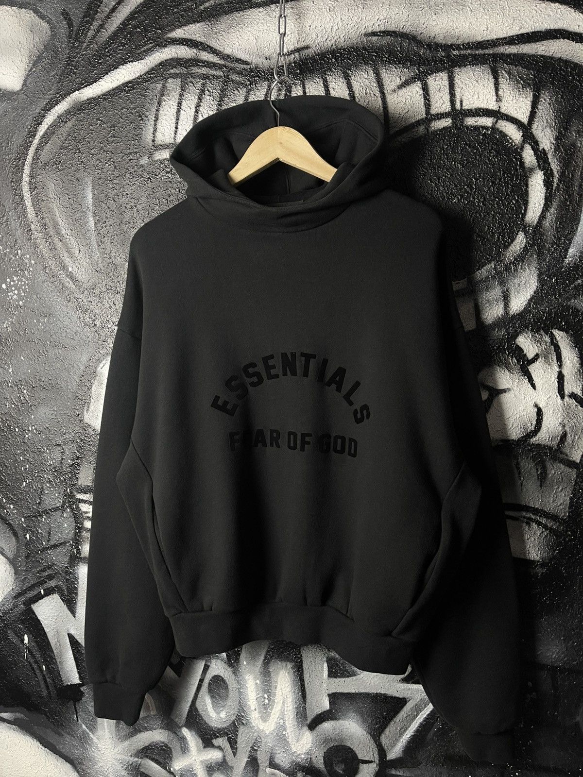 Fear of God FOG Essentials Fear Of God Black Hoodie Size 14/16