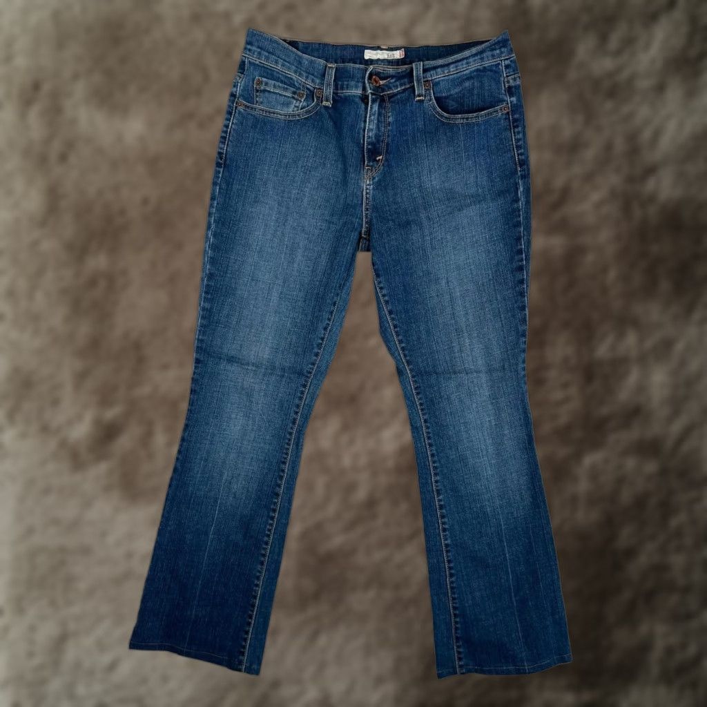 Levi's Levi's 515 Bootcut Jeans Women's 8 Blue Medium Wash Mid Rise Denim Altered Size 30" / US 8 / IT 44 - 1 Thumbnail