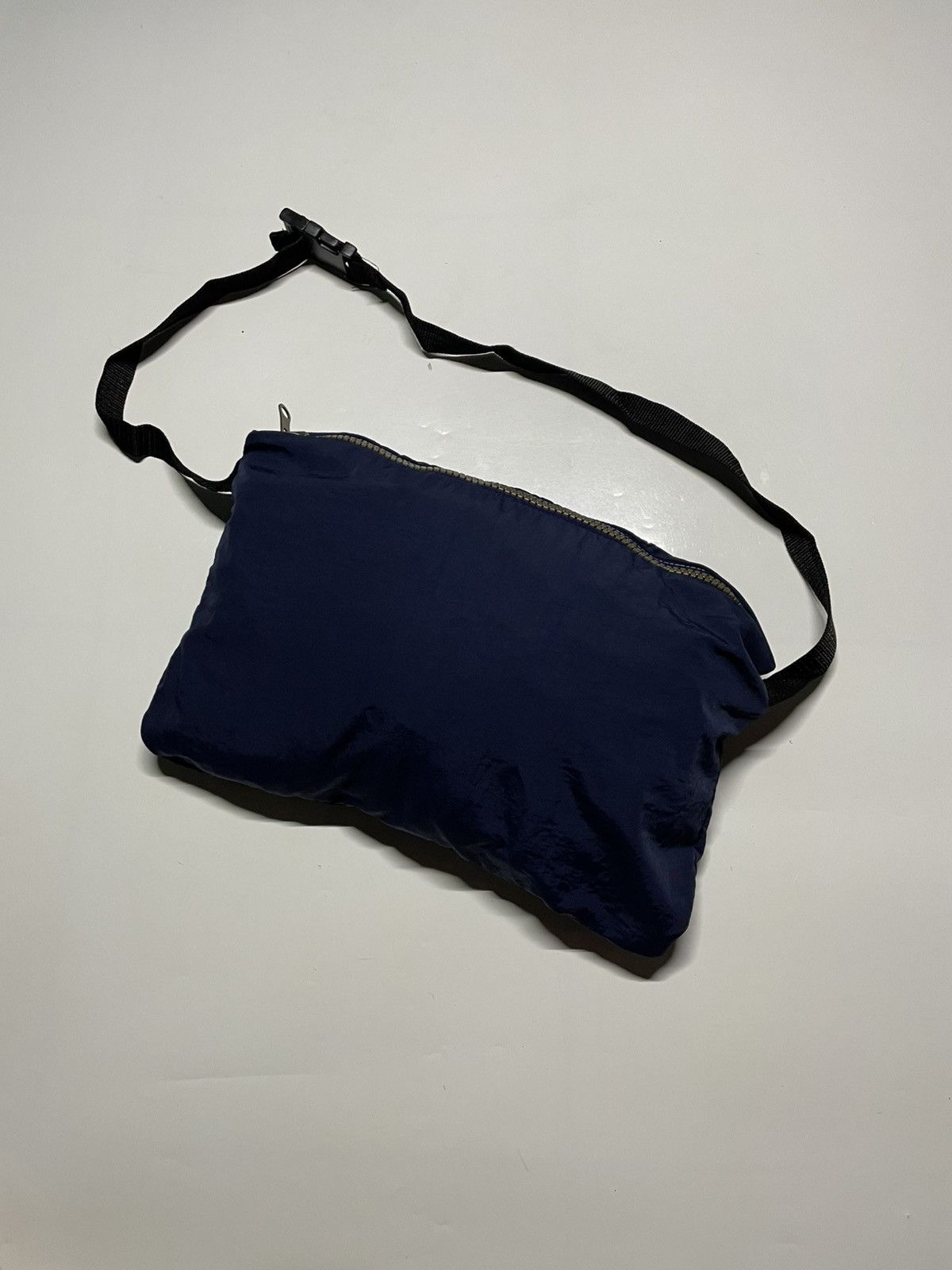 Tommy Hilfiger × Tommy Jeans × Vintage Tommy HiIfiger 985’Sailing gear packable Navy sportwear Size US XL / EU 56 / 4 - 24 Thumbnail