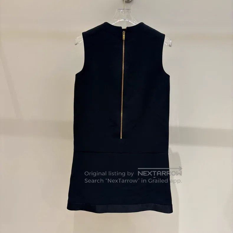 Louis Vuitton SS23 Solid Crew Neck Casual Sleeveless Dress