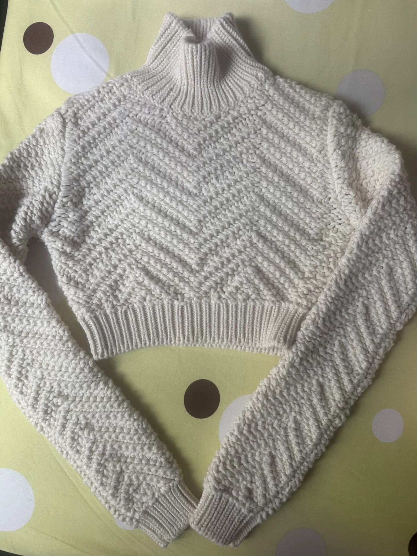 Fendi fendi cropped sweater for petite women Size US XXS / EU 40 - 1 Thumbnail
