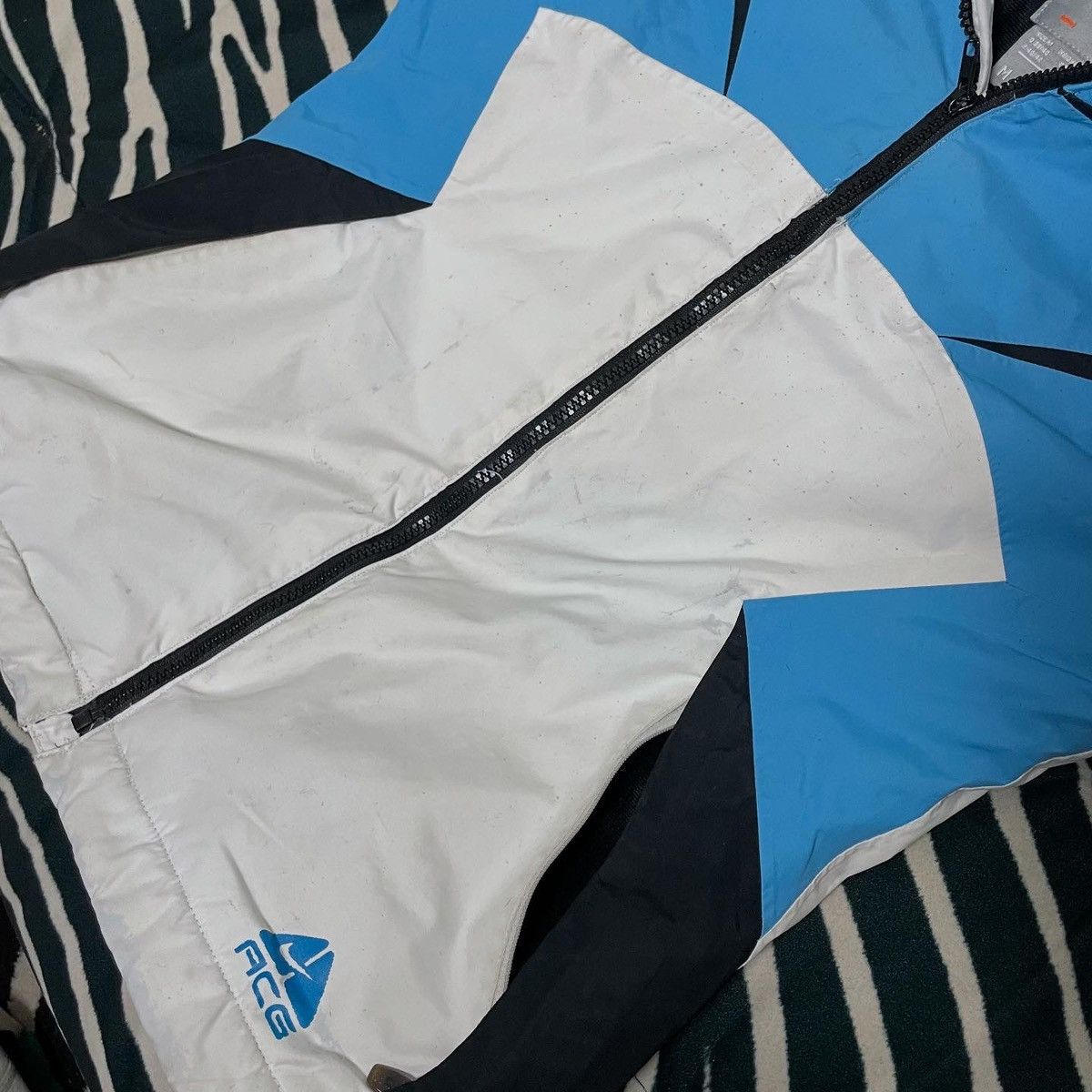 Nike ACG Vintage Jacket Nike Acg women size M Size M / US 6-8 / IT 42-44 - 4 Thumbnail