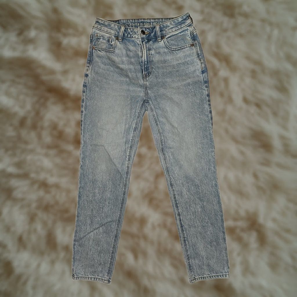 American Eagle Outfitters VINTAGE American Eagle Mom Jeans Women's 2 Denim Tapered Stone Wash Casual Preppy Size 26" / US 2 / IT 38 - 1 Thumbnail